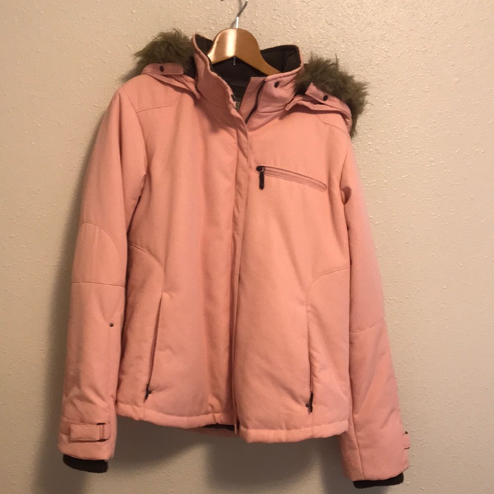 Pacific Trail jacket in size M in salmon pink.